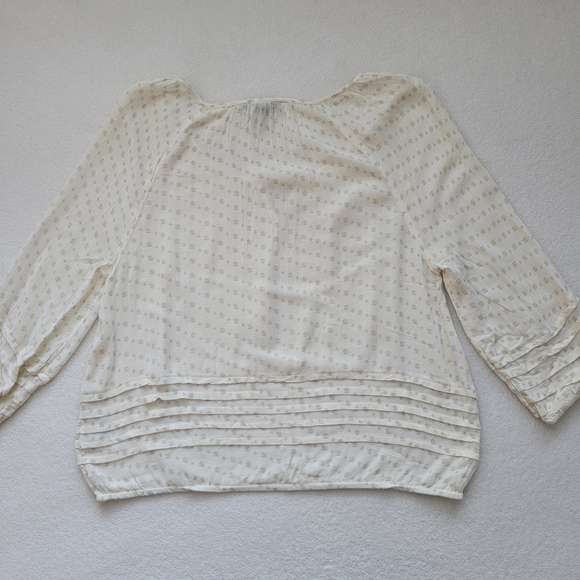 AEO | Beautiful Viscose Blouse NWOT Ruffles Ladies S/M Cream Floral - Picture 9 of 16